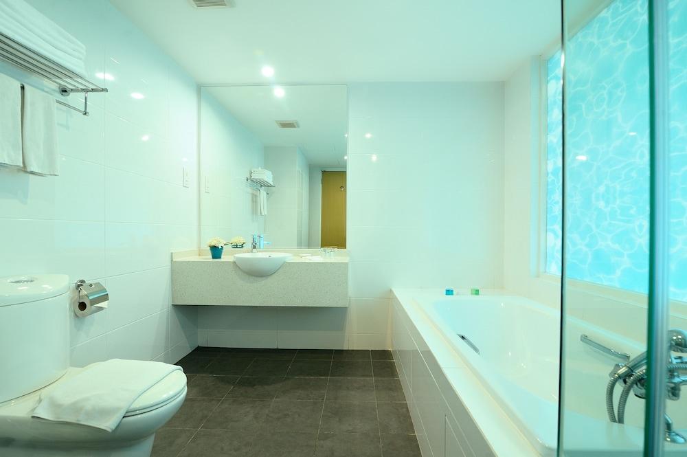 Hotel Oceania Kota Kinabalu