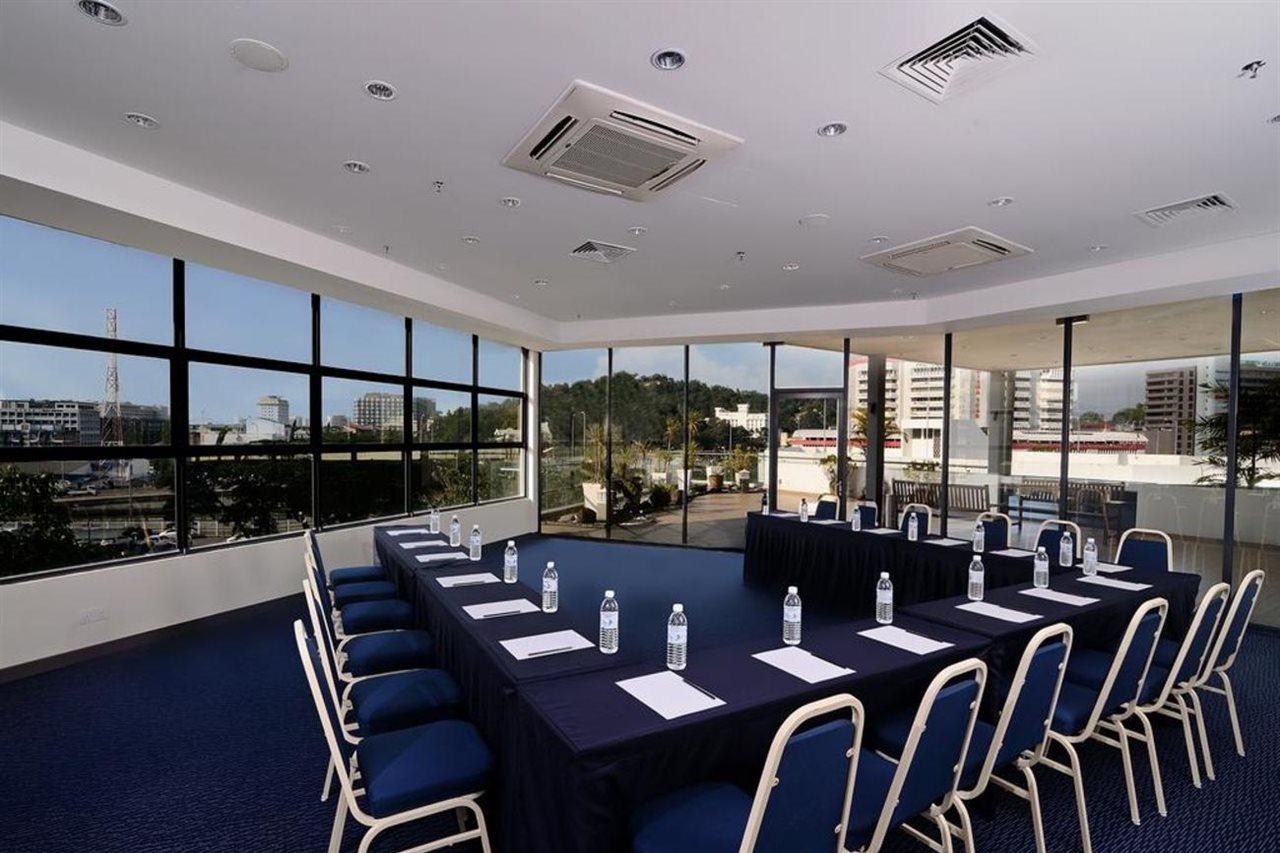 Oceania Hotel 3*