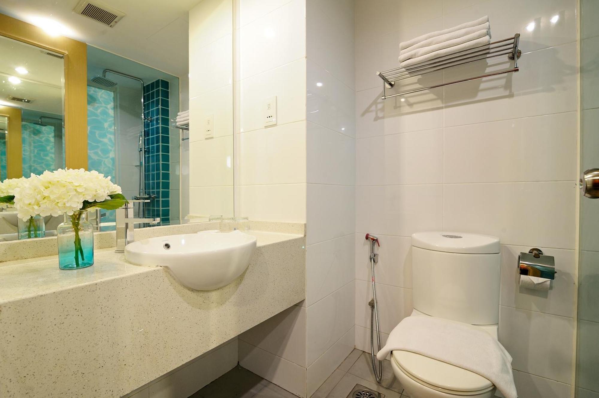 Oceania Hotel 3*
